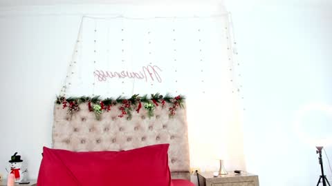 Snapshot of miavenuss_1 chatting on December 28, 7:33 pm Miavenuss 1 online show from December 28, 7:33 pm