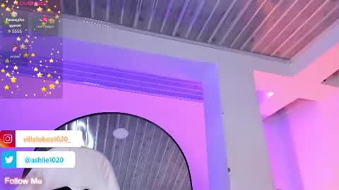 Snapshot of miavillalobos_ chatting on June 23, 1:36 am Mia Villalobos online show from June 23, 1:36 am