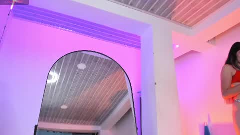 Snapshot of miavillalobos_ chatting on July 22, 1:52 am Mia Villalobos online show from July 22, 1:52 am