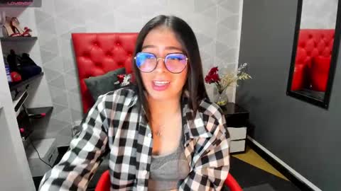 Snapshot of miawils_ chatting on February 11, 1:41 am M I A W I L S online show from February 11, 1:41 am