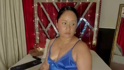 micaelahott_ online show from March 5, 2:51 am