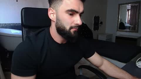 MicahLane online show from April 16, 5:08 am