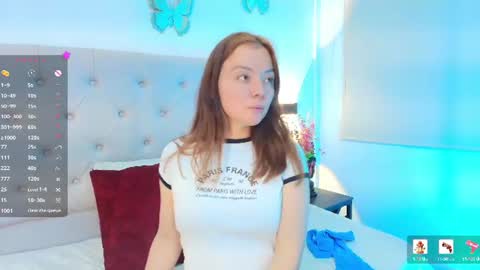 Snapshot of miccamadison chatting on June 11, 3:43 pm miccamadison online show from June 11, 3:43 pm