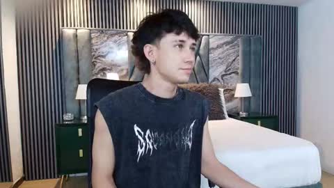 Michael online show from February 17, 7:53 pm