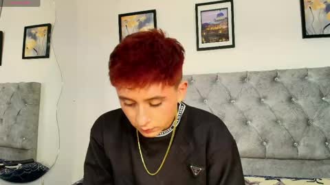 Snapshot of michaeel_lopez chatting on May 10, 12:05 am Maicol online show from May 10, 12:05 am