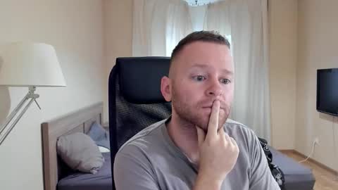 Michael Birkin online show from September 28, 4:18 am