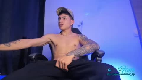 Snapshot of michael_boy88_ chatting on July 2, 5:02 am Michael Boy online show from July 2, 5:02 am