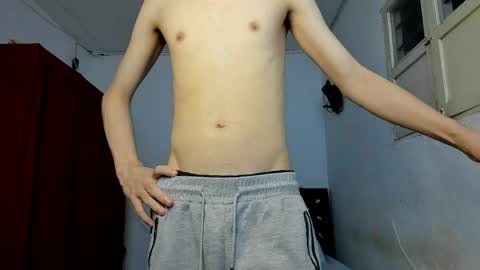Snapshot of michael_david0528 chatting on June 6, 11:53 pm michael_david0528 online show from June 6, 11:53 pm