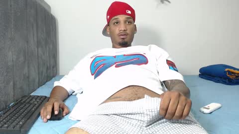 Snapshot of michael_jordanx chatting on May 20, 2:34 pm Angel online show from May 20, 2:34 pm