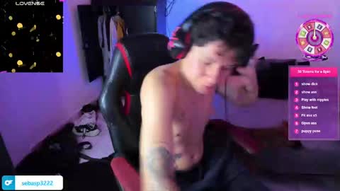 Snapshot of michael_kendall0 chatting on February 14, 12:30 am michael independent model  online show from February 14, 12:30 am