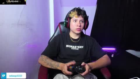 Snapshot of michael_kendall0 chatting on October 11, 12:54 am michael independent model  online show from October 11, 12:54 am