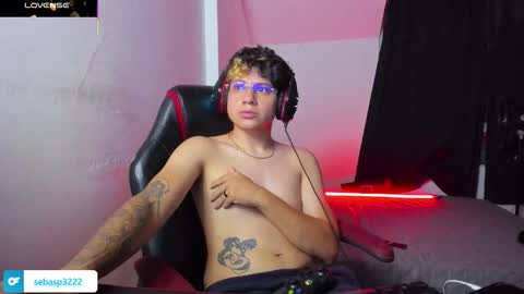 michael independent model  online show from November 4, 11:48 pm