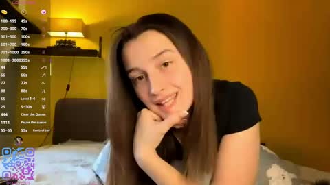 Snapshot of michael_pors chatting on May 9, 2:22 pm Emily online show from May 9, 2:22 pm