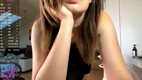 Snapshot of michael_pors chatting on July 5, 4:47 pm Emily online show from July 5, 4:47 pm