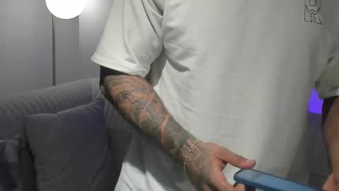 Michael Salens independent model online show from February 22, 10:29 am