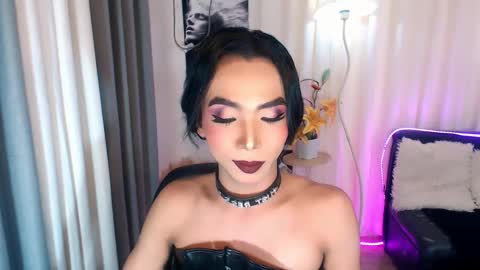 michaelagoddess online show from March 5, 12:50 am