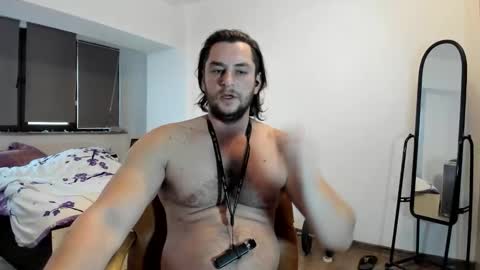 michaelragnar90 online show from December 23, 7:17 am