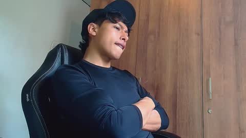 michaelstones online show from December 20, 4:57 pm