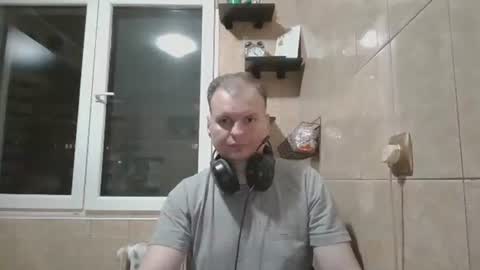 Snapshot of michaelstonexxx chatting on June 1, 12:56 am Mike online show from June 1, 12:56 am