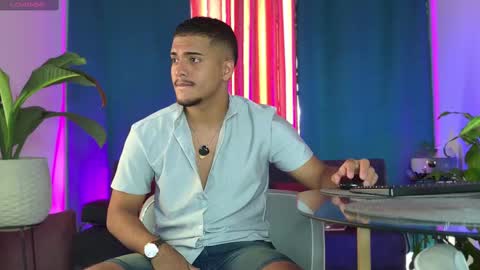 michel g22 online show from September 17, 3:46 pm