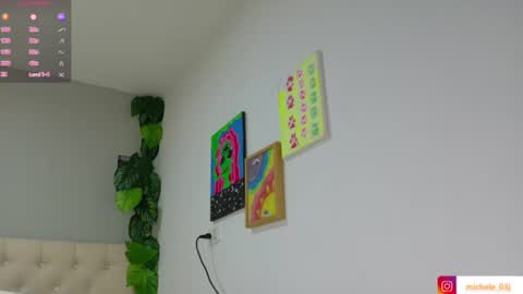 melannie   follow my new page online show from July 25, 12:31 am