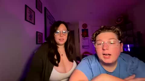 Snapshot of michelebussexx chatting on October 11, 3:28 am michelebussexx online show from October 11, 3:28 am