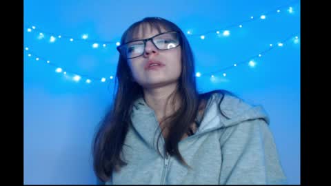 Michell online show from April 2, 3:26 am