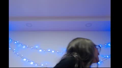 Michell online show from February 18, 3:13 am