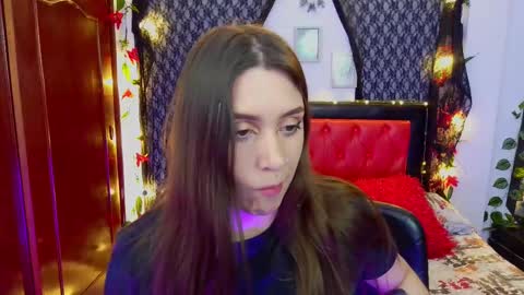 Snapshot of michell_h chatting on February 9, 11:57 pm Nani online show from February 9, 11:57 pm