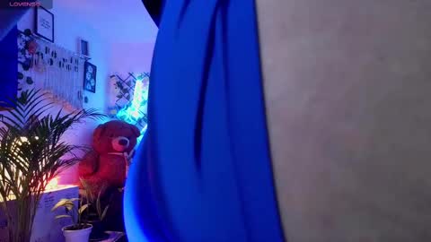 Snapshot of michell_h chatting on March 12, 4:30 am Nani online show from March 12, 4:30 am