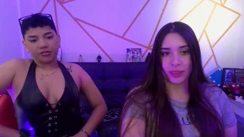 Snapshot of michell_h chatting on September 13, 10:53 pm Nani online show from September 13, 10:53 pm