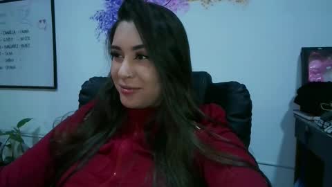 Snapshot of michell_h chatting on March 25, 11:55 pm Nani online show from March 25, 11:55 pm