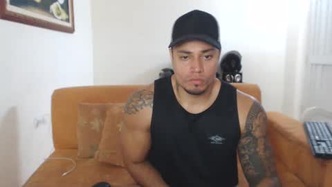 Snapshot of michelle_allen0104 chatting on January 27, 4:33 pm michelle_allen0104 online show from January 27, 4:33 pm