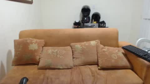 Snapshot of michelle_allen0104 chatting on February 26, 5:31 am michelle_allen0104 online show from February 26, 5:31 am