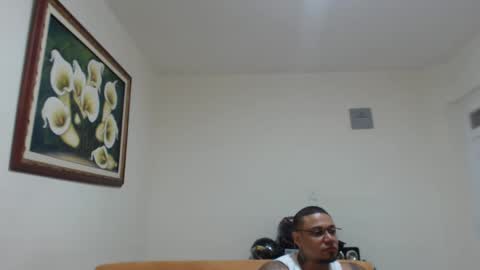 Snapshot of michelle_allen0104 chatting on March 8, 4:45 am michelle_allen0104 online show from March 8, 4:45 am