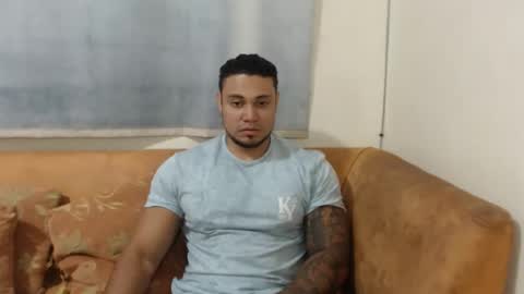 Snapshot of michelle_allen0104 chatting on October 20, 5:08 am michelle_allen0104 online show from October 20, 5:08 am