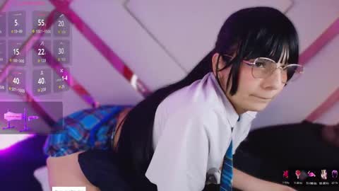 Snapshot of michelle_cutee_ chatting on April 29, 8:26 pm michelle_cutee_ online show from April 29, 8:26 pm