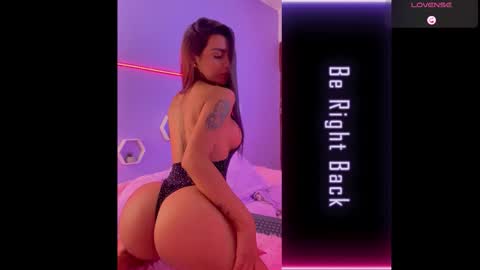 michelle_madson_ online show from October 24, 1:29 pm