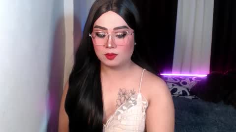 Michelle online show from February 8, 2:37 am