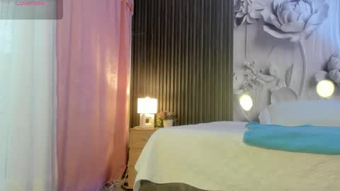 Snapshot of michellepreston_ chatting on April 29, 11:58 am michellepreston_ online show from April 29, 11:58 am