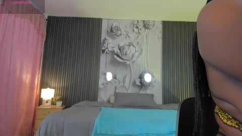 Snapshot of michellepreston_ chatting on May 1, 11:59 am michellepreston_ online show from May 1, 11:59 am