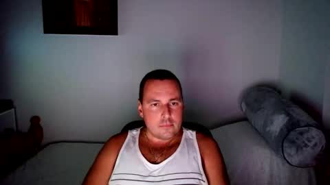 Snapshot of micic3 chatting on June 8, 1:28 am micic3 online show from June 8, 1:28 am