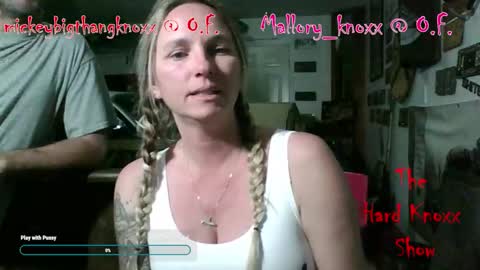 mickey85knoxx online show from November 2, 2:25 am