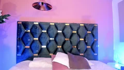 Micki online show from February 26, 11:09 am