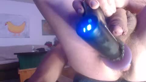 Snapshot of mickychops chatting on May 16, 12:04 pm Micky Chops online show from May 16, 12:04 pm