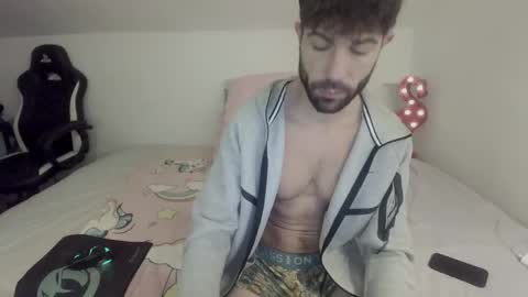 Snapshot of micosita94 chatting on May 16, 8:33 am micosita94 online show from May 16, 8:33 am