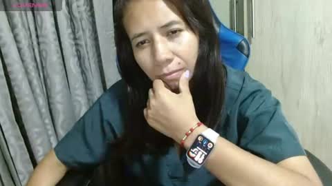 Snapshot of miculohot chatting on June 14, 1:14 am vanesa sexy online show from June 14, 1:14 am