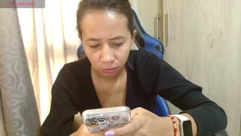 Snapshot of miculohot chatting on June 16, 12:52 pm vanesa sexy online show from June 16, 12:52 pm