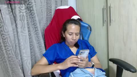 Snapshot of miculohot chatting on July 3, 1:56 am vanesa sexy online show from July 3, 1:56 am