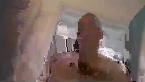 Snapshot of middo73 chatting on April 4, 3:42 pm middo73 online show from April 4, 3:42 pm
